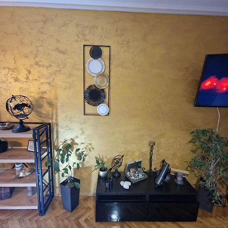 Aparmani Djuric Apartment Subotica Ngoại thất bức ảnh