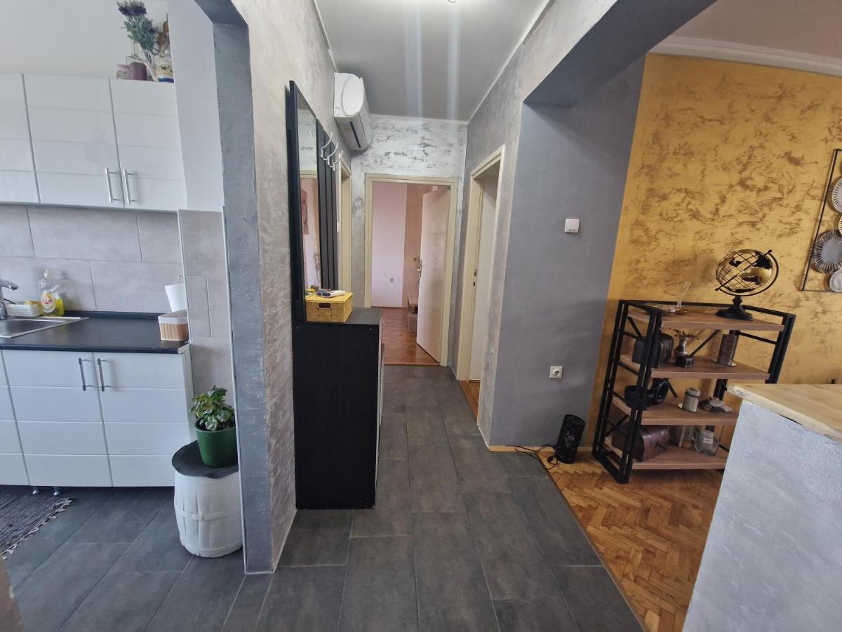 Aparmani Djuric Apartment Subotica Ngoại thất bức ảnh