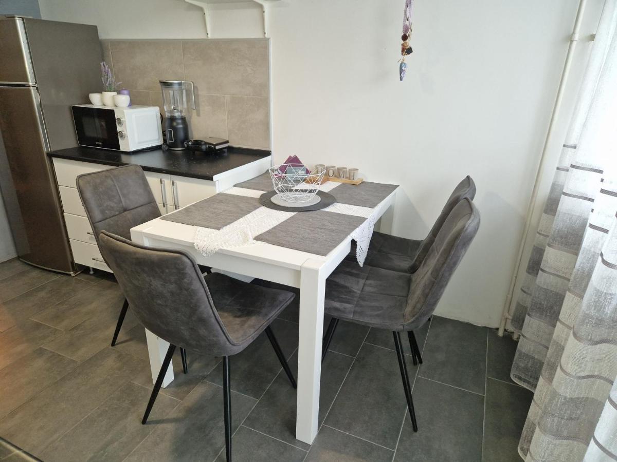 Aparmani Djuric Apartment Subotica Ngoại thất bức ảnh